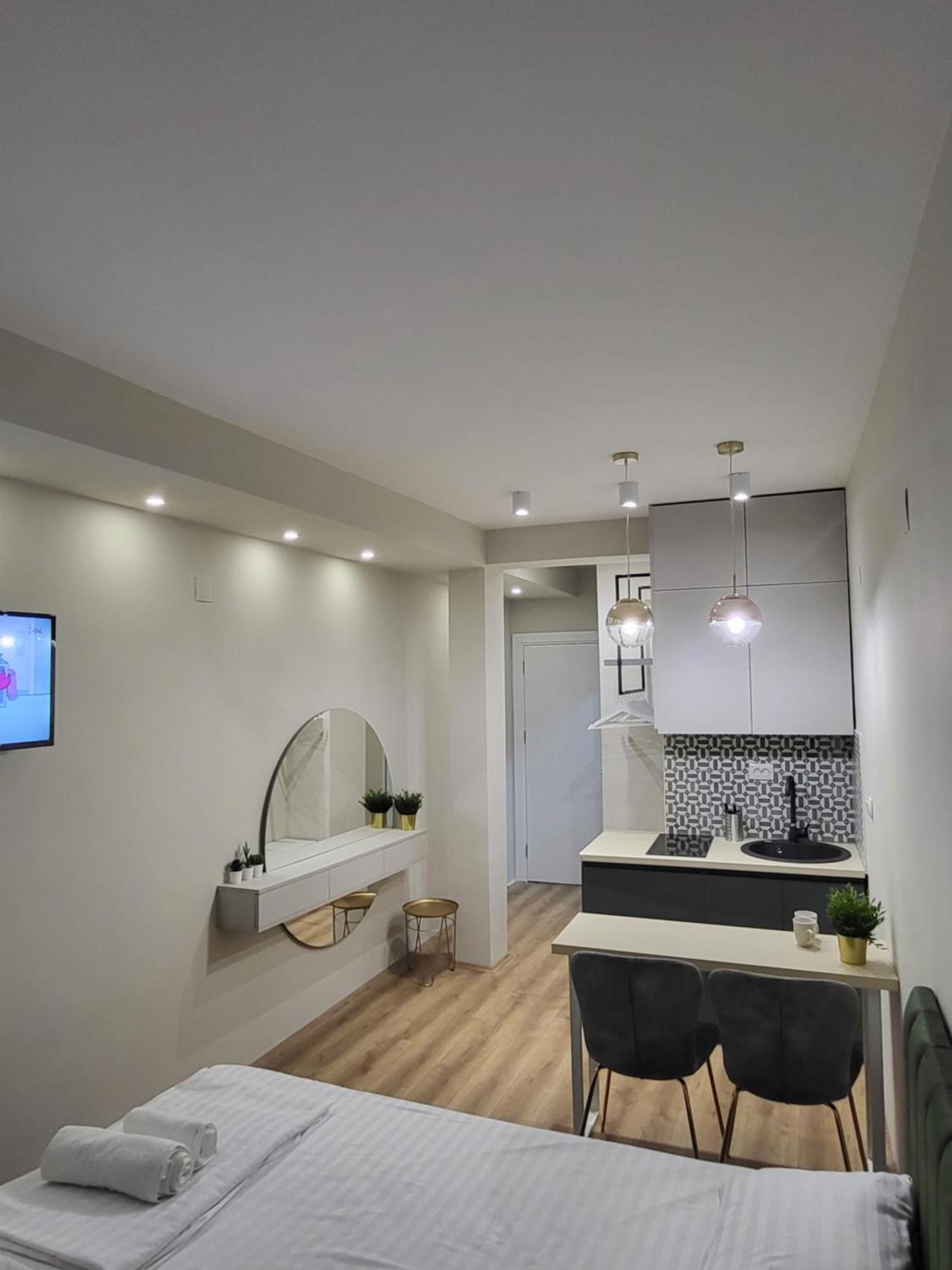 Good Times Luxury Apartments บิโตลา ภายนอก รูปภาพ